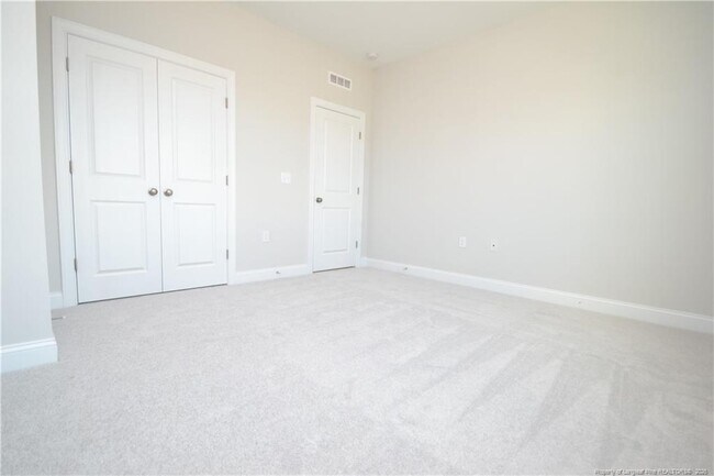 Building Photo - 421 Canyon Spring Trl