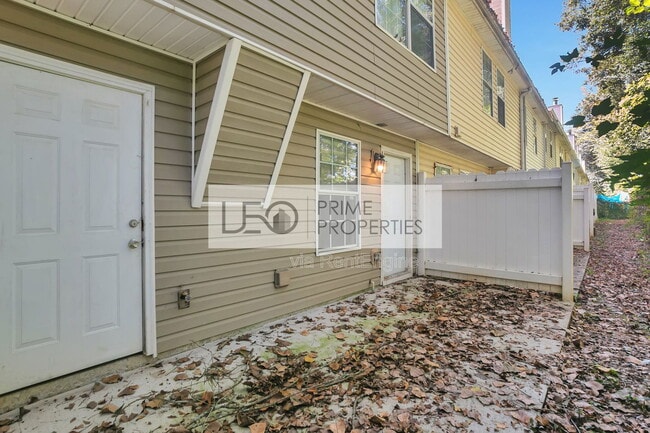 Building Photo - 2842 Vining Ridge Terrace