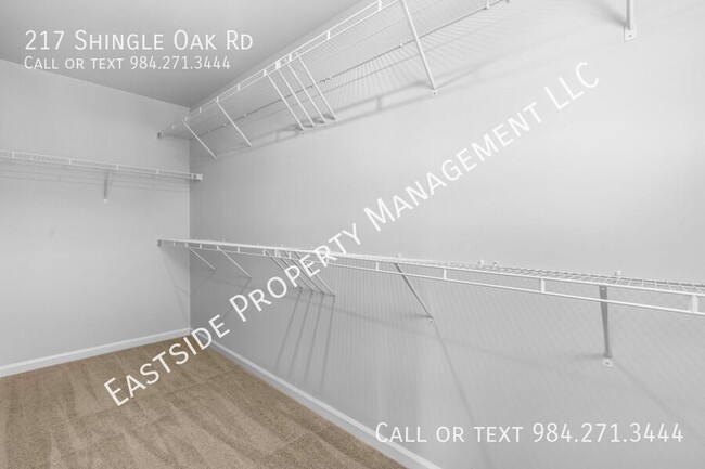 Building Photo - 217 Shingle Oak Rd
