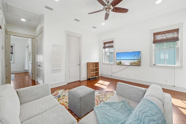 Building Photo - 616 Sandgrass Boulevard