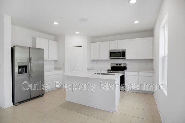 Building Photo - 1386 Inkberry Cir