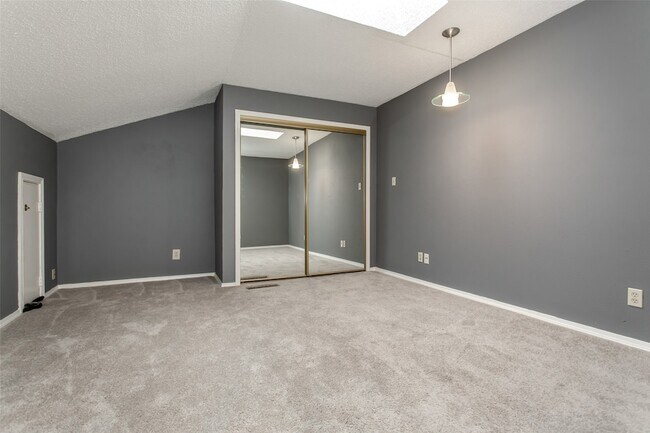 Building Photo - 7151 Gaston Ave