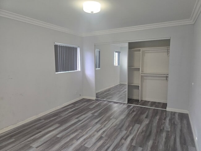 Building Photo - 6611 Kiowa Rd