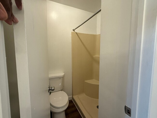 Building Photo - Townhouse For Rent in Virginia Beach