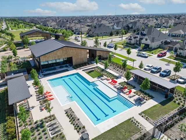 Building Photo - 2016 Strolling Wy