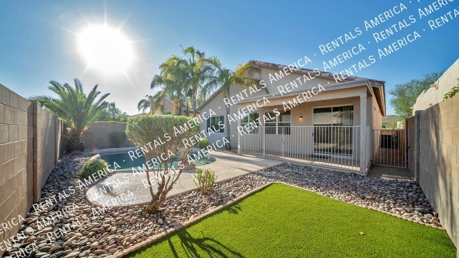 Building Photo - 76 N Desert Stream Dr