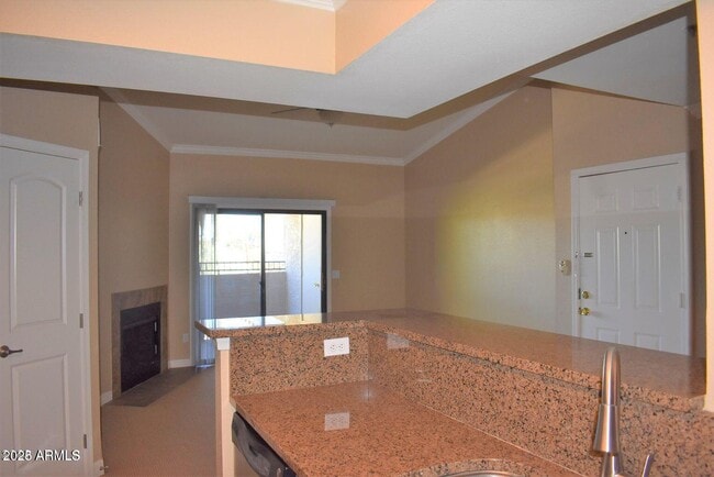 Building Photo - 2023 E Campbell Ave