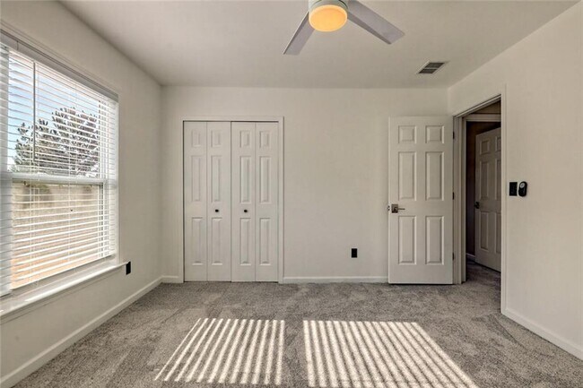 Building Photo - 5145 Fieldgate Ridge Dr