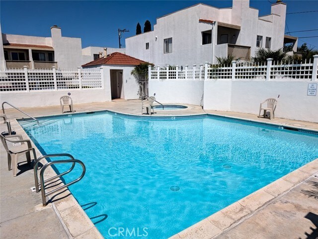 Building Photo - 12700 Josephine St