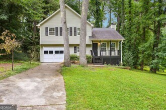 Building Photo - 8298 Blackfoot Trail