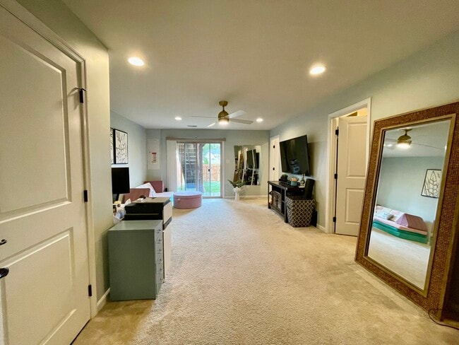 Building Photo - 7842 Wistar Woods Pl