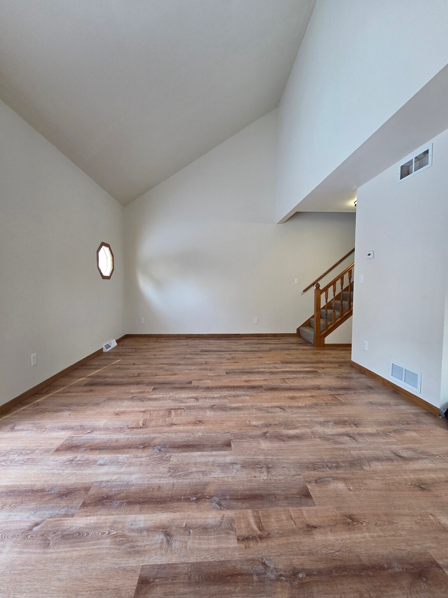 Living Room - 2002 Madera St