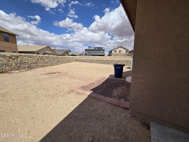 Building Photo - 14275 Ranier Point Dr