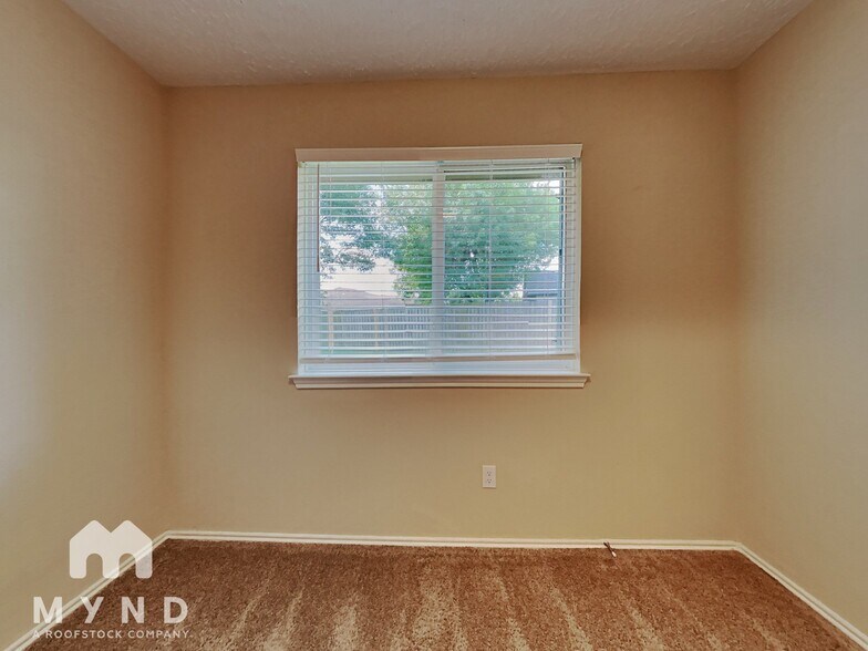 Building Photo - 5407 Cross Valley Dr