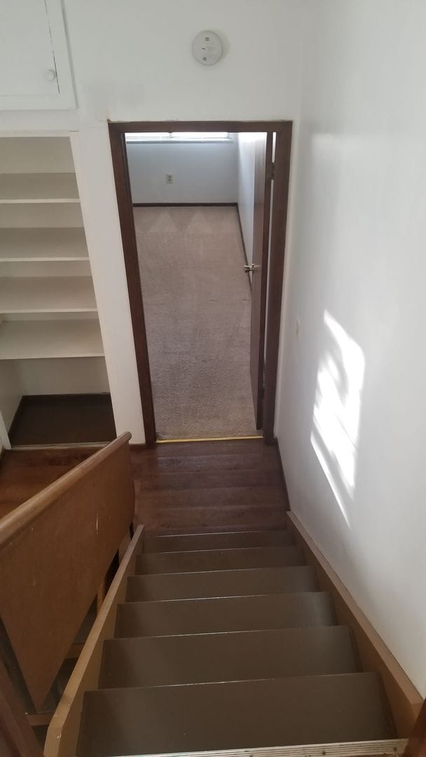 Building Photo - Milwaukee Condo Available!