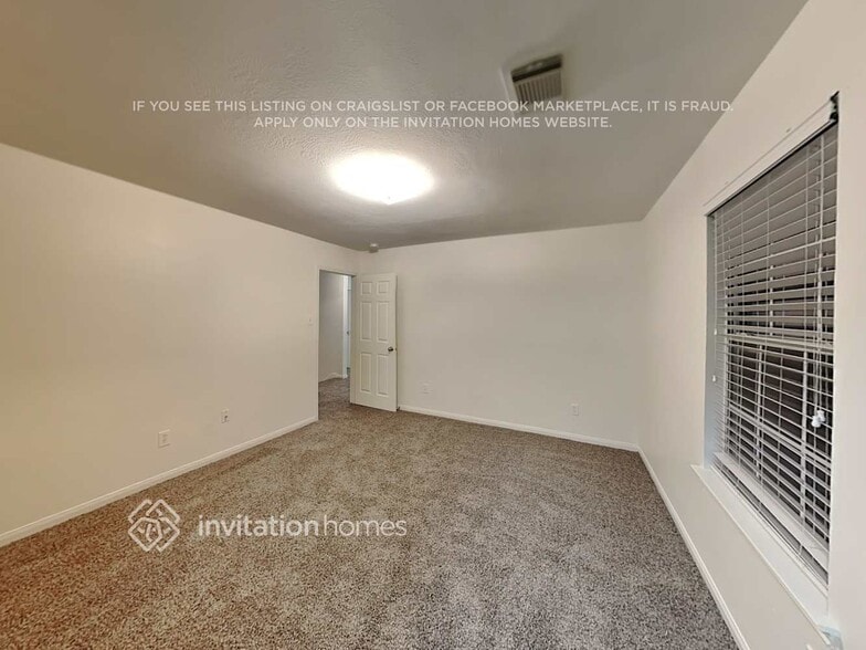 Building Photo - 19122 Canaras Ct