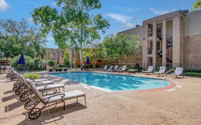 Building Photo - 4641 Wild Indigo St