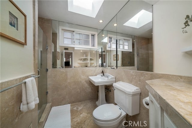 Building Photo - 4571 Canoga Dr