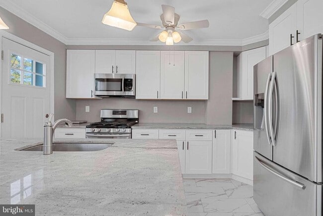 Building Photo - 1906 Glen Keith Blvd