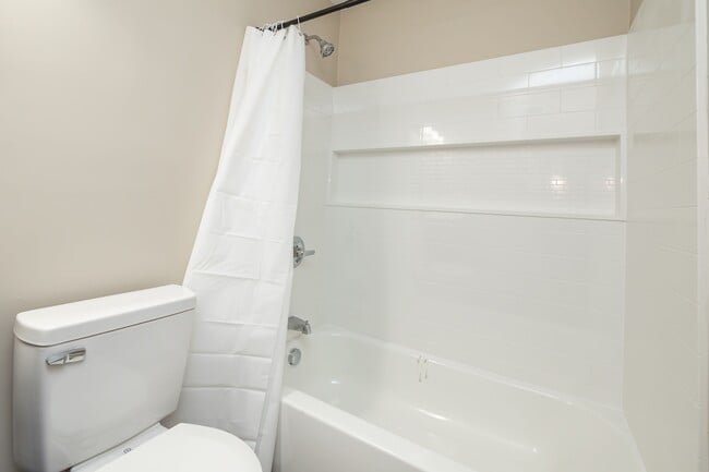 Building Photo - 3945 Starboard Rd