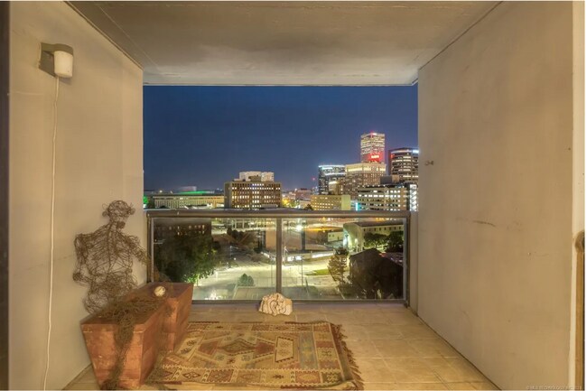 Building Photo - Utilities included! Downtown Tulsa High-Rise Living with Incredible Views!