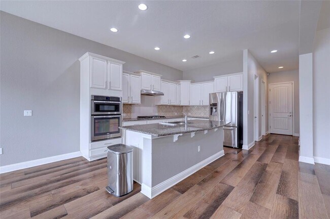 Building Photo - 16017 Jeffs Ln