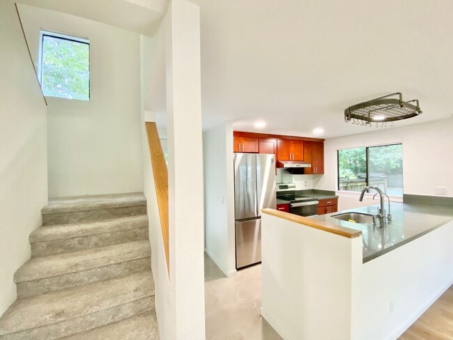 Building Photo - Great Home for rent