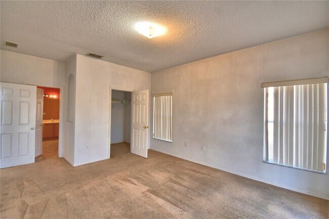 Building Photo - 439 Churchill Ct