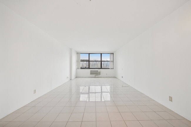 Building Photo - 7000 JFK Blvd E