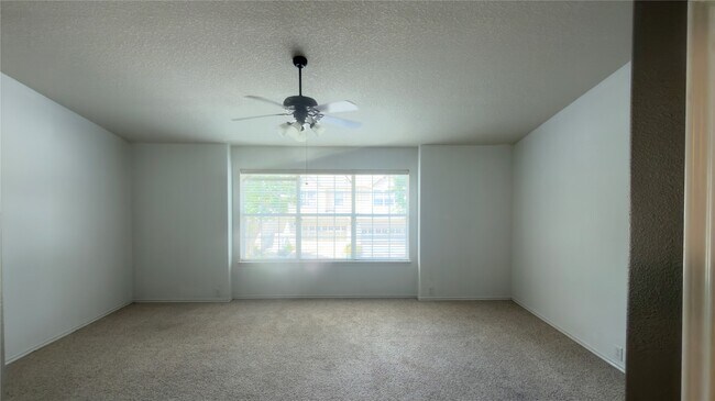 Building Photo - 13600 Breton Ridge St