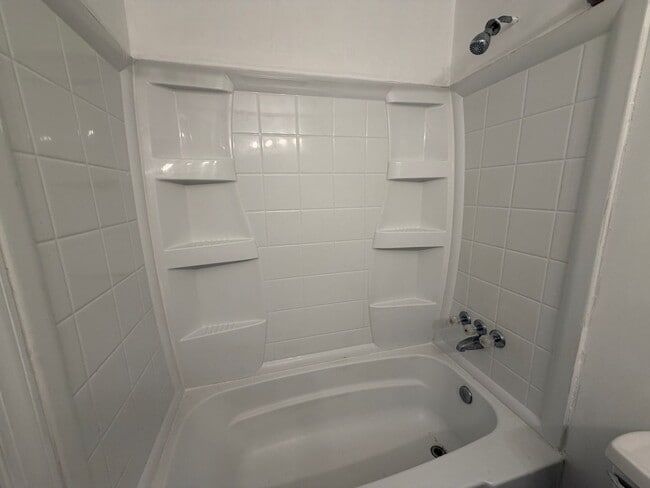 Building Photo - One story duplex