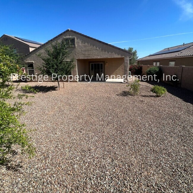 Building Photo - 3BD+Den/3BA Marana Home With Wonderful Community Amenities!