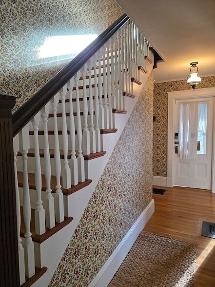 Building Photo - 20 Lebanon St