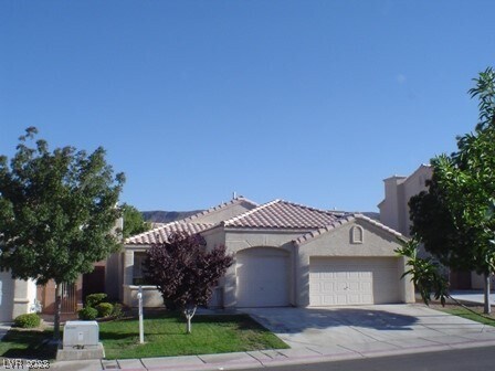 Building Photo - 1525 Emerald Peak Ave