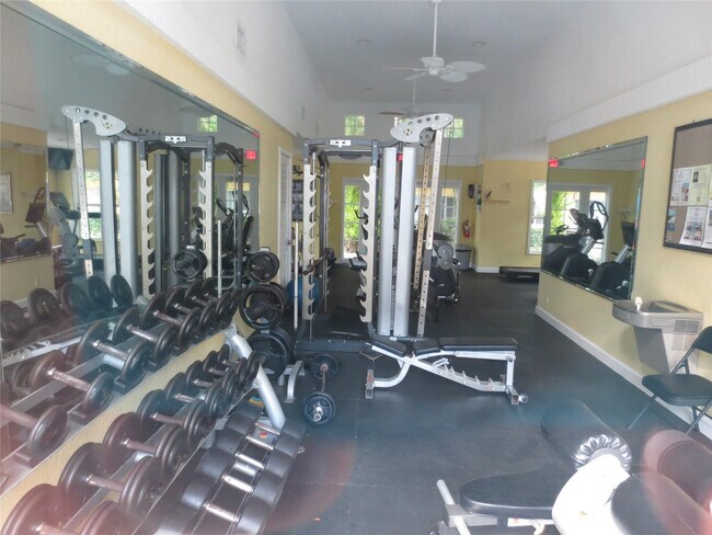 Building Photo - 1515 E Broward Blvd