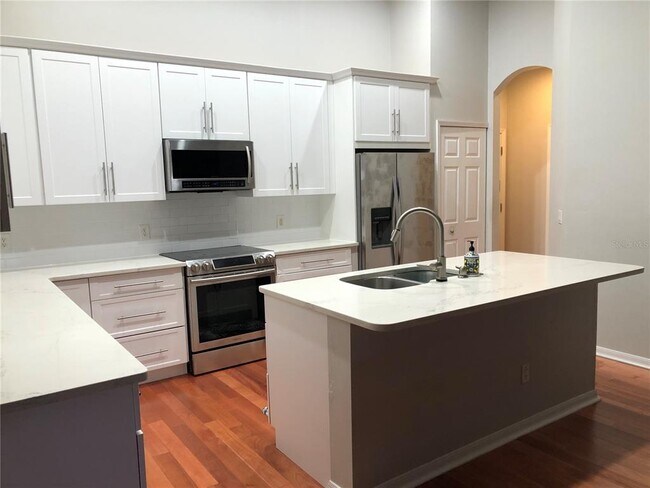 Building Photo - 12462 Westfield Lakes Cir