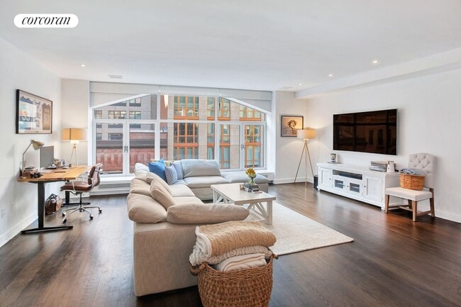 Primary Photo - 129 W 20th St
