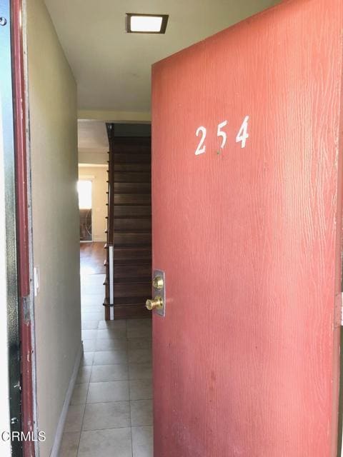 Building Photo - 259 S Ventura Rd