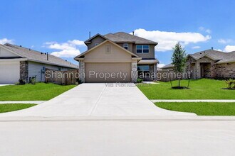 Building Photo - 18553 Cepagatti Dr