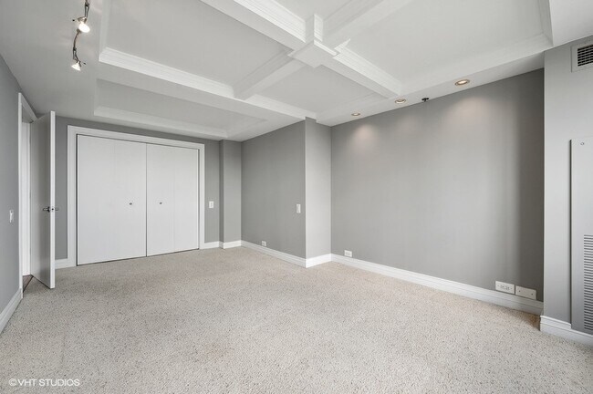 Building Photo - 474 N Lake Shore Dr