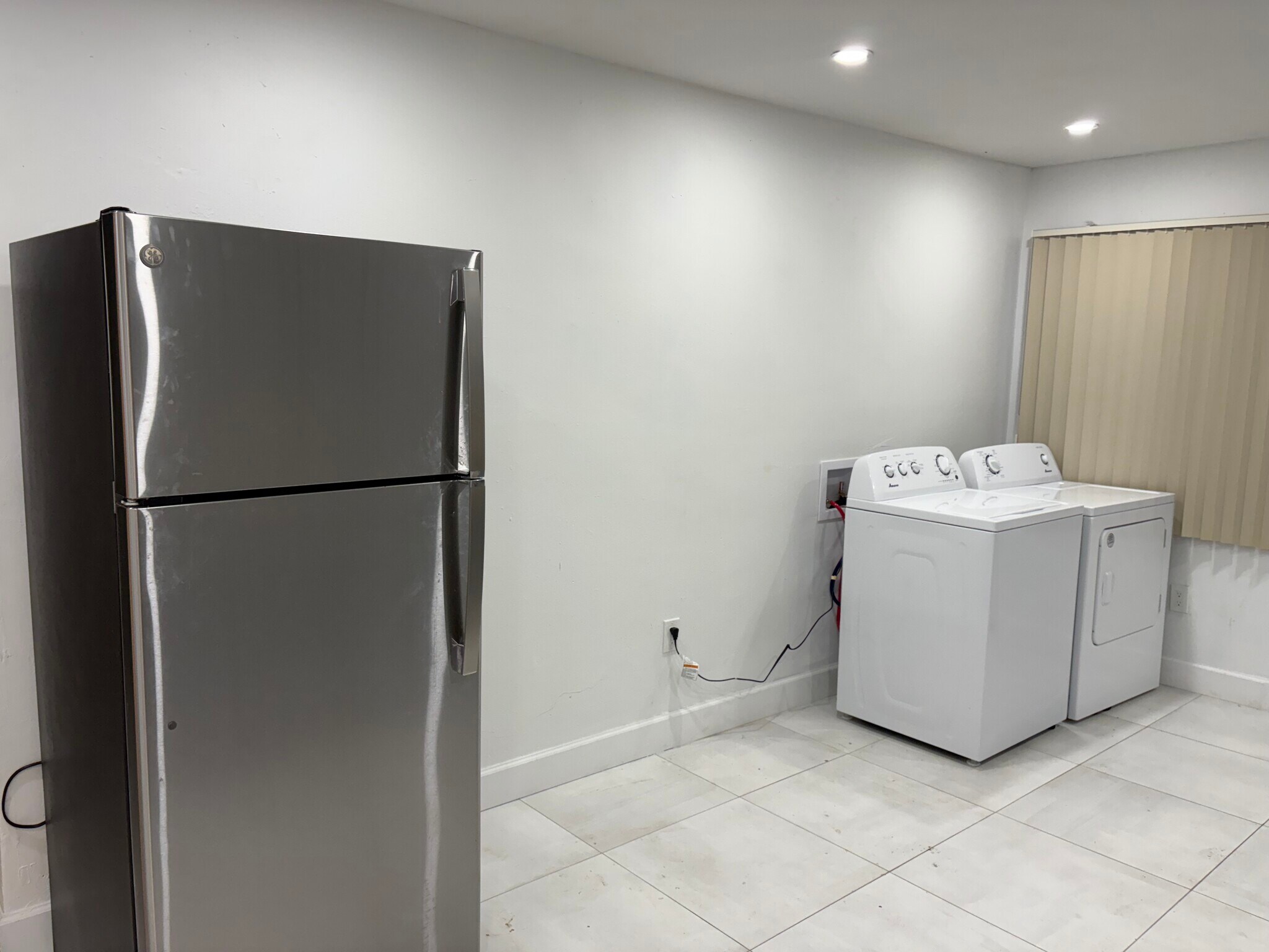 Building Photo - 170 NW 58th St