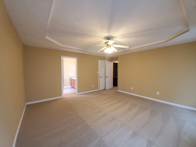 Building Photo - 102 Kennedy Dr