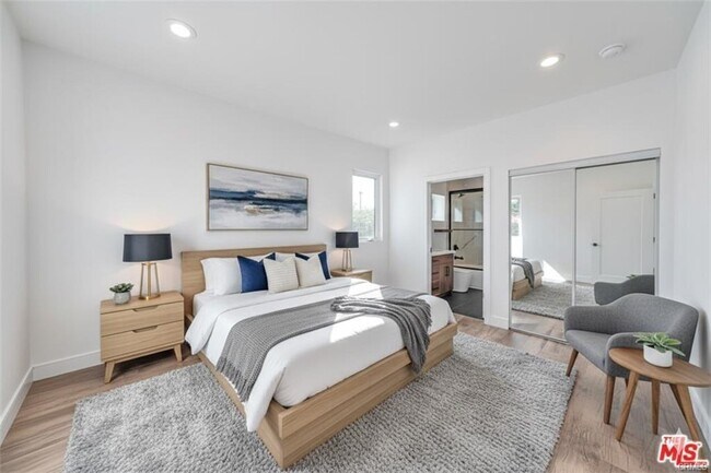 Building Photo - 3141 S Halm Ave