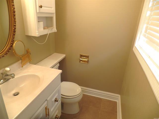 Building Photo - 107 Hillwood Dr