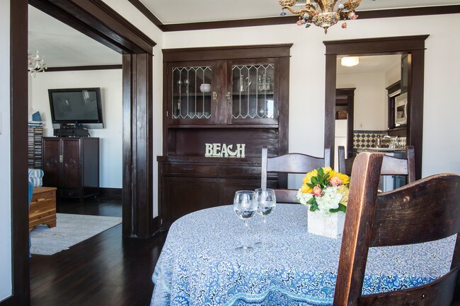 Building Photo - 312 Manhattan Ave