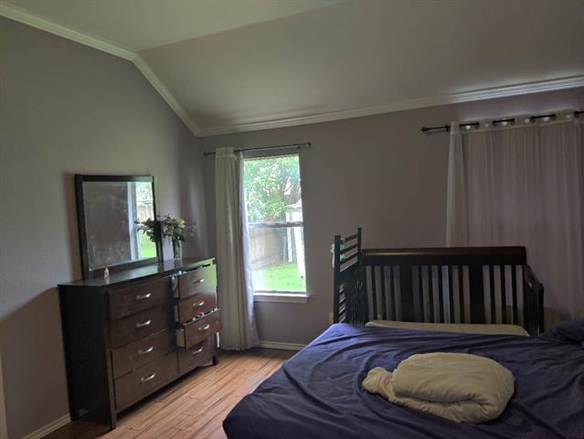 Building Photo - 2209 Spruce Cir