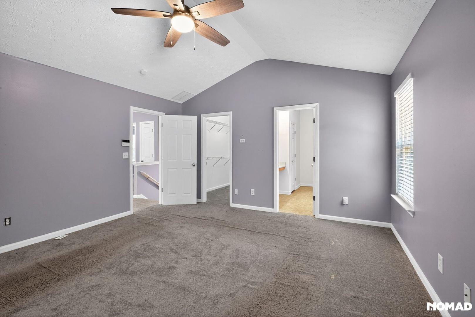 Building Photo - 9465 Lakeview Rd