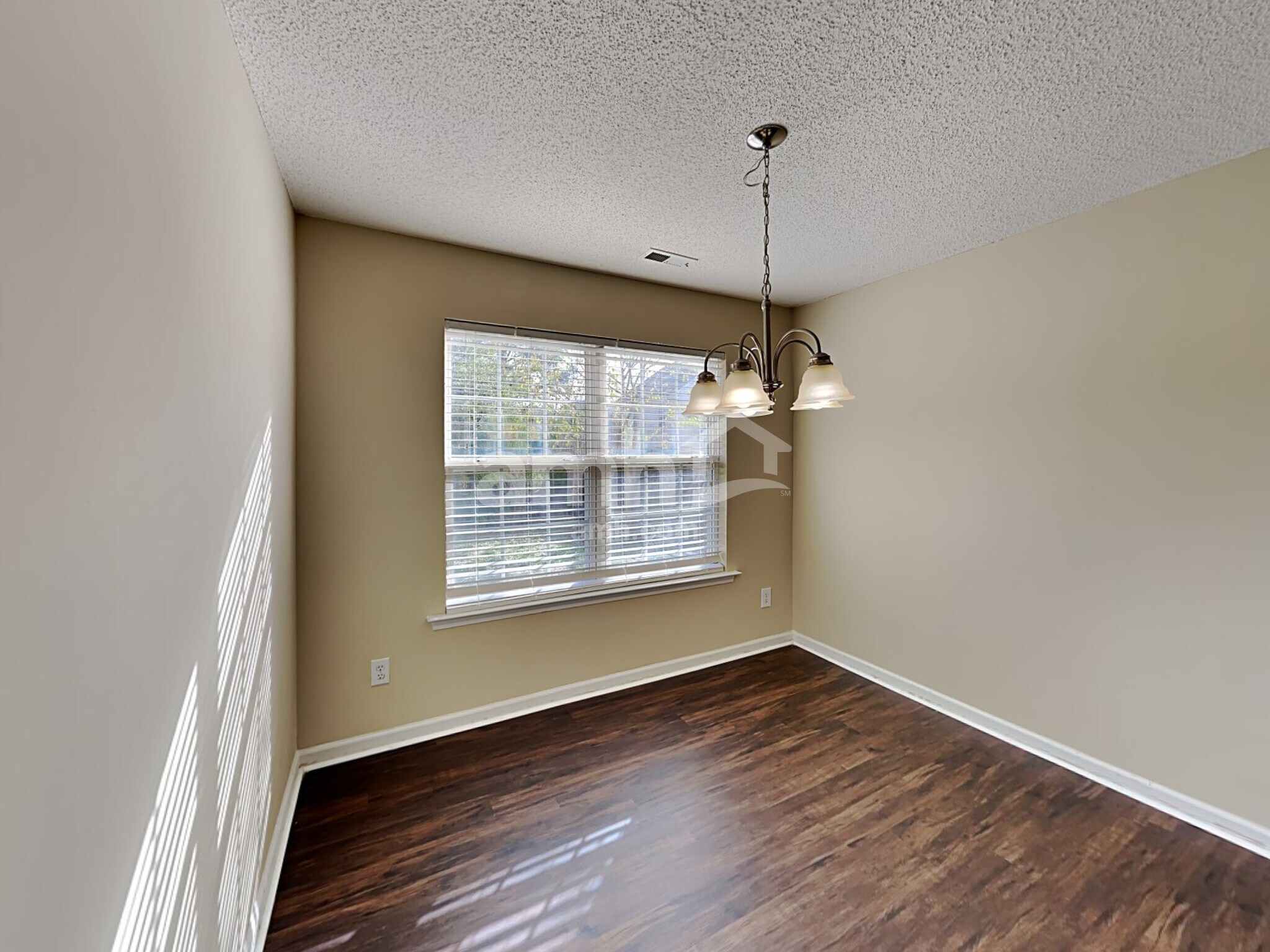 Building Photo - 104 Indian Overlook Ct