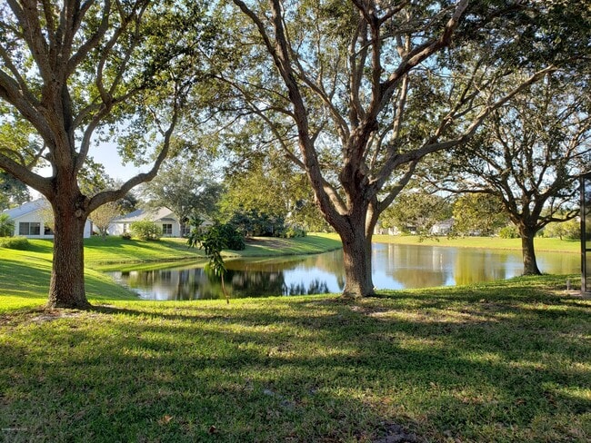 Building Photo - 2470 Alicia Ln