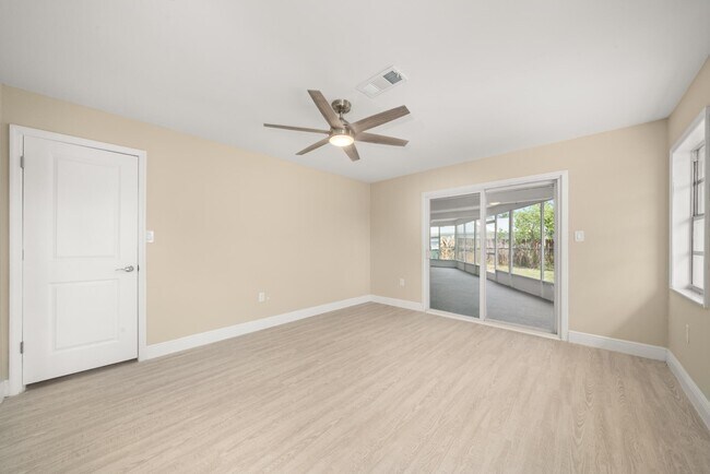 Building Photo - 4119 Tangier St